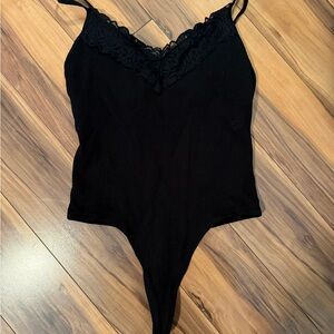 🖤 ✌🏼 NWOT Victoria’s Secret PINK Black Lace Trim Bodysuit – Size L
